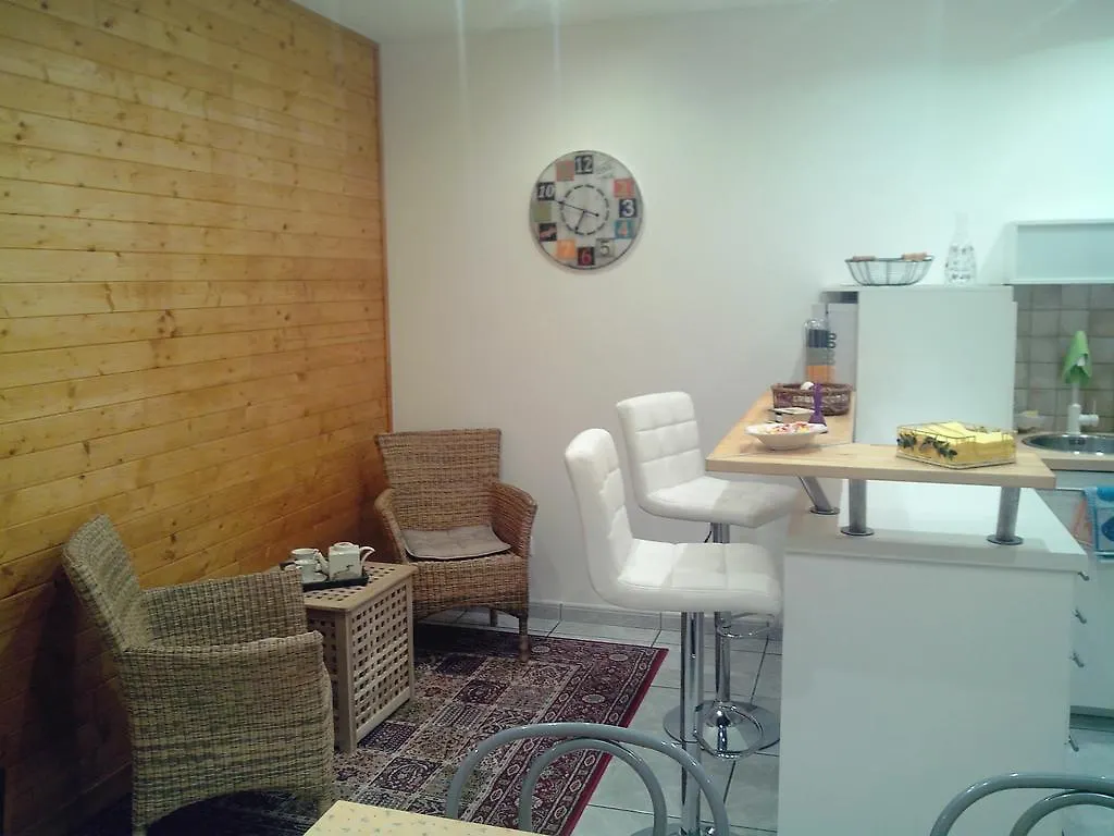 Bed & Breakfast Le Panorama - Chambres D'Hotes - Cuisine Disponible Vieille-Brioude